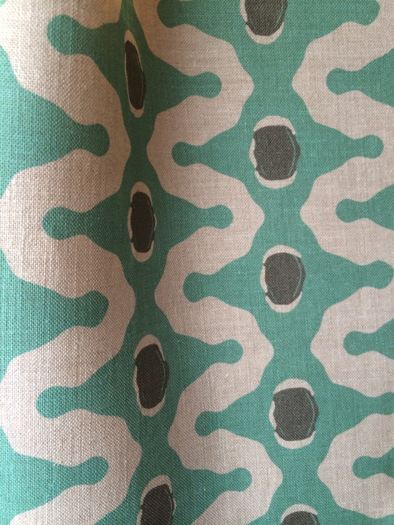 Zig Zag - Aqua Gray on Natural Linen