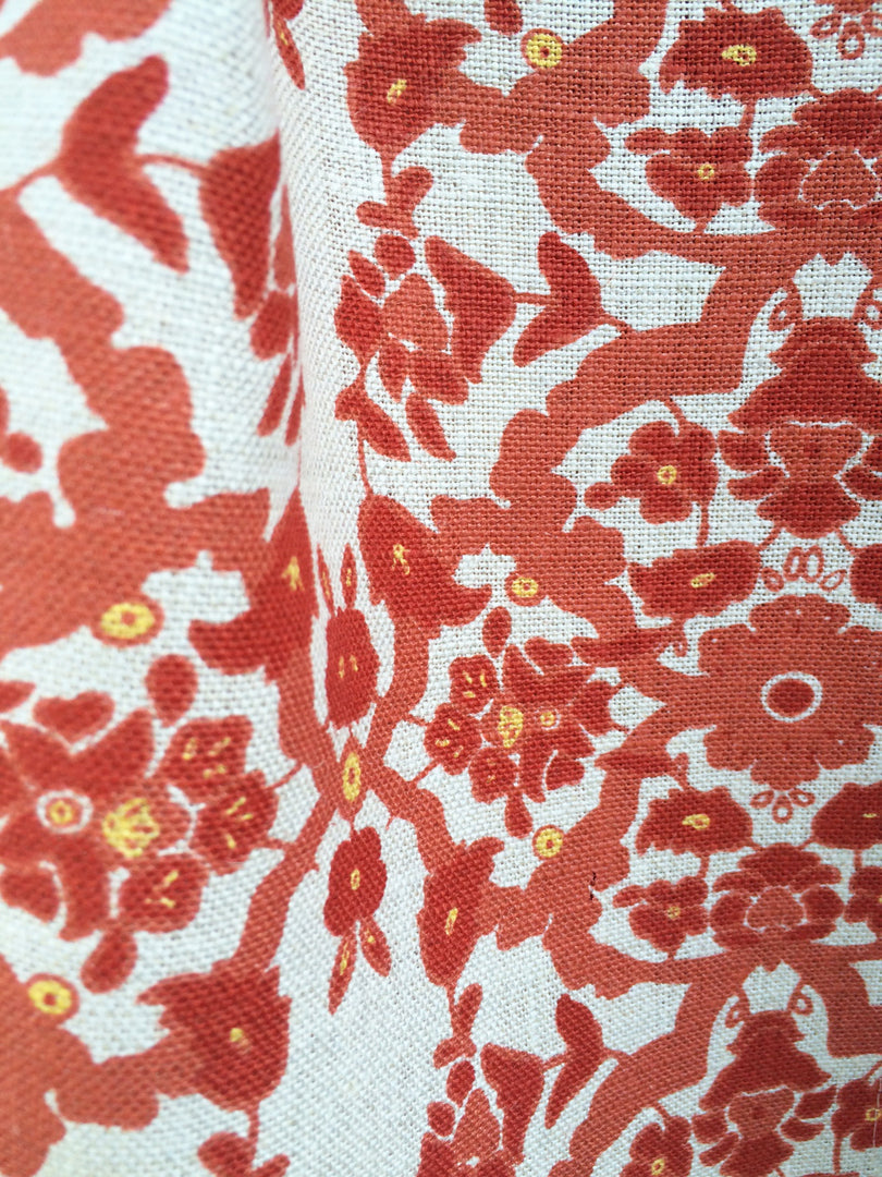 Kerman Mini - Reds on Natural Linen