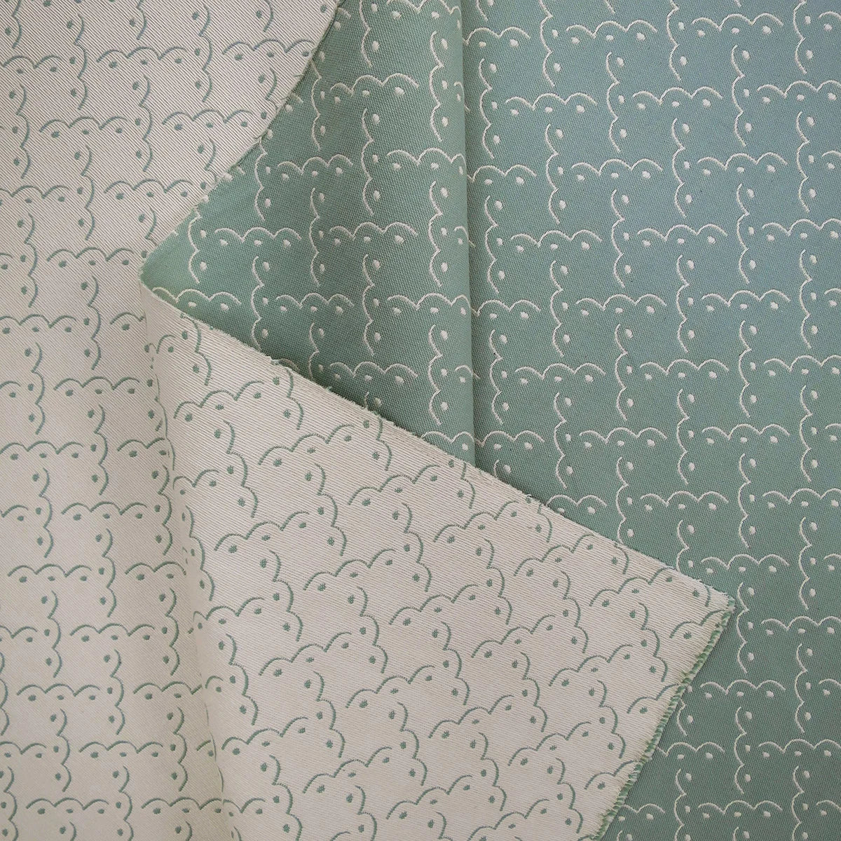 Frogspawn - Soft Sage and White