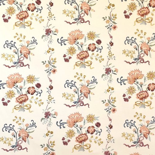 Lucy's Garden - Antique Cream
