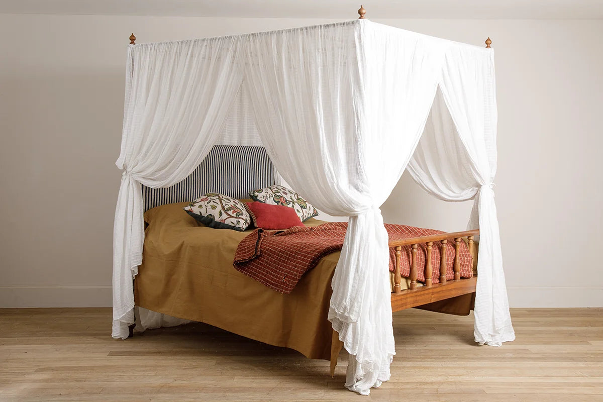 Bala Bed Queen - Teak Finish, Solid American Black Walnut