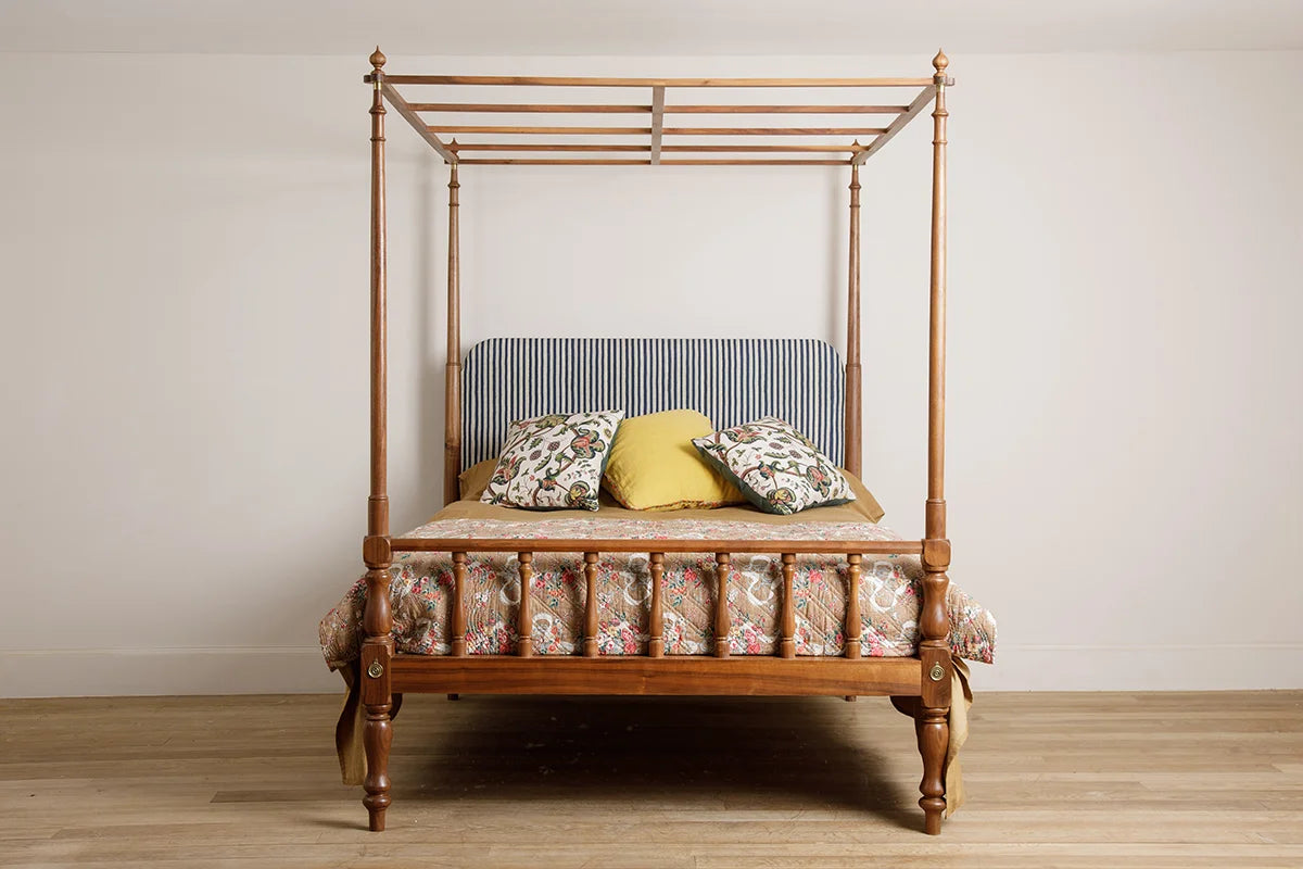 Bala Bed Queen - Teak Finish, Solid American Black Walnut