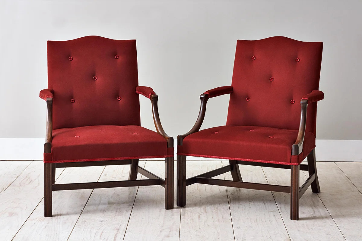 Gainsborough Chair - Walnut - antique mahogany finish