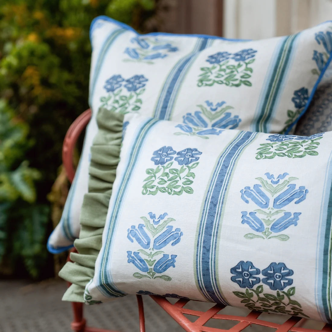 Folkloric Floral Stripe - Delft Blue / Oyster