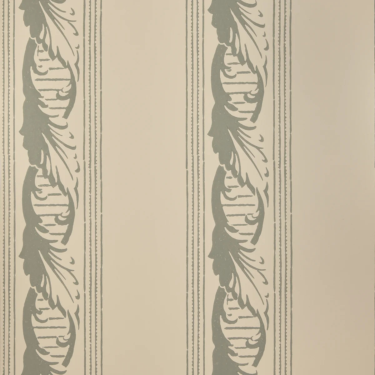 Palantine Stripe Grande Wallpaper - Dove on Crema