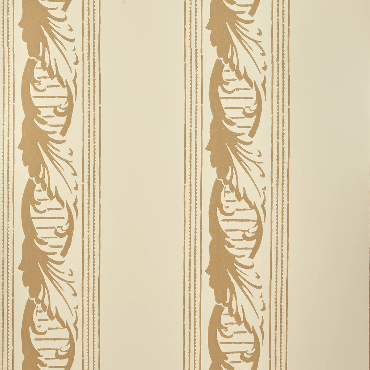Palantine Stripe Grande Wallpaper - Palomino on Crema