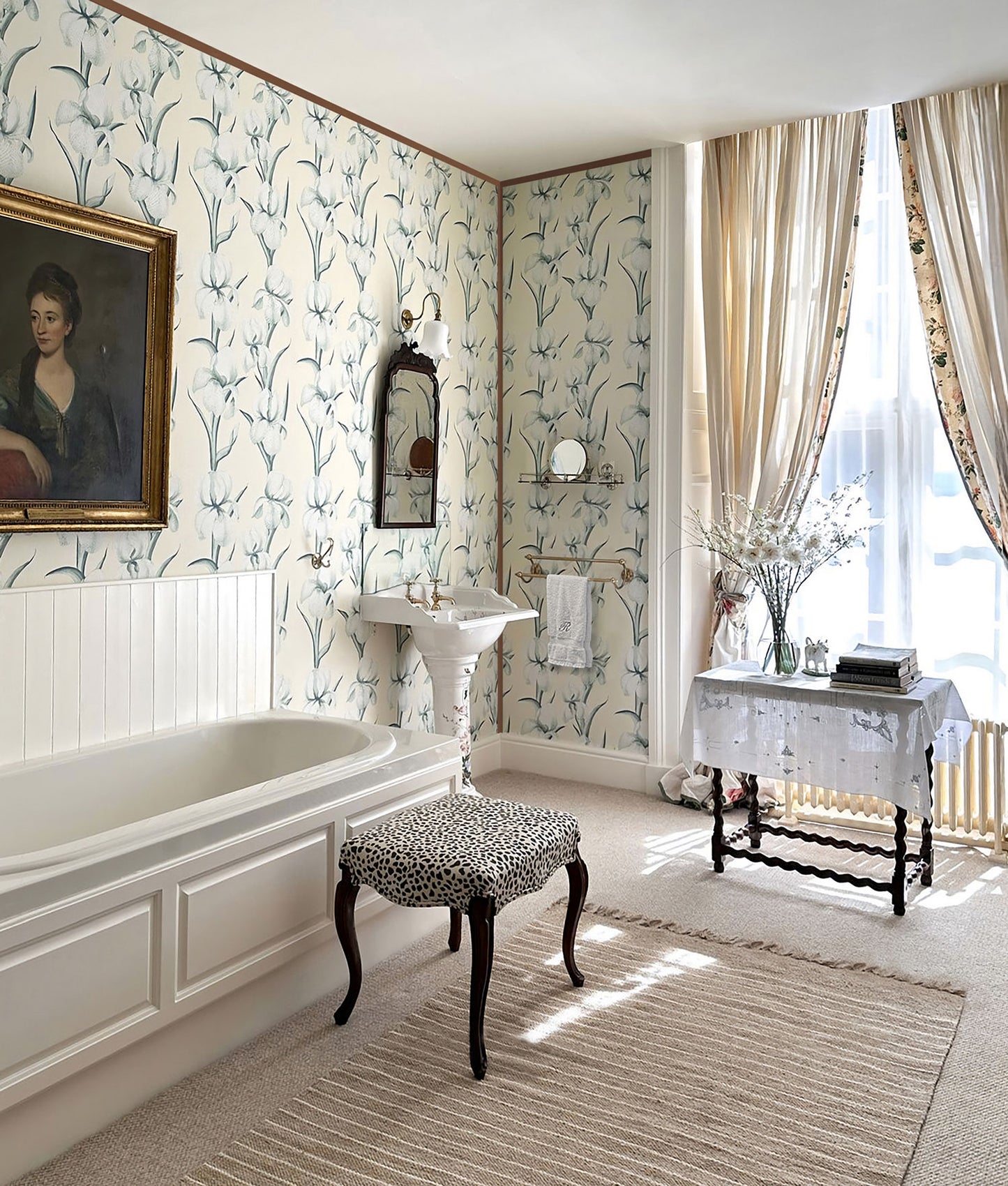Rayures D'Iris Wallpaper - Nimes Blue