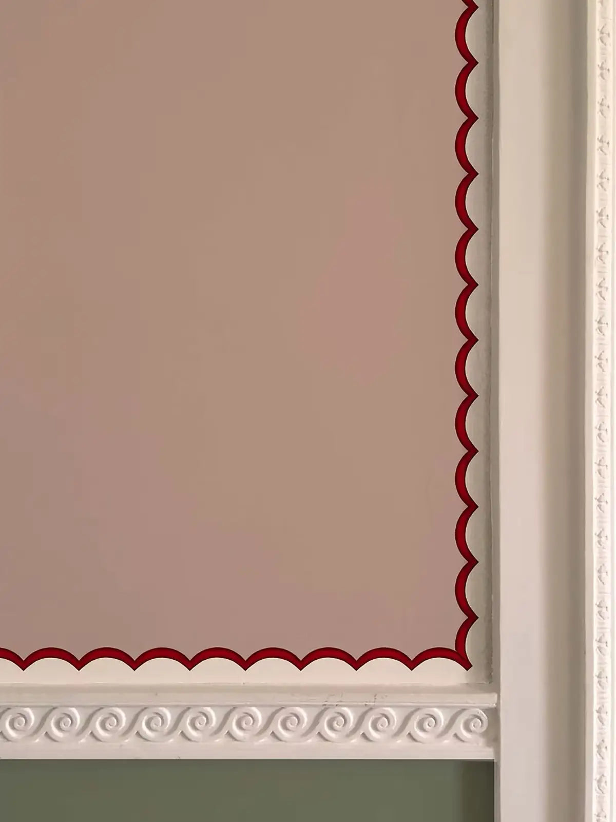 Scalloped Wallpaper Border - Red