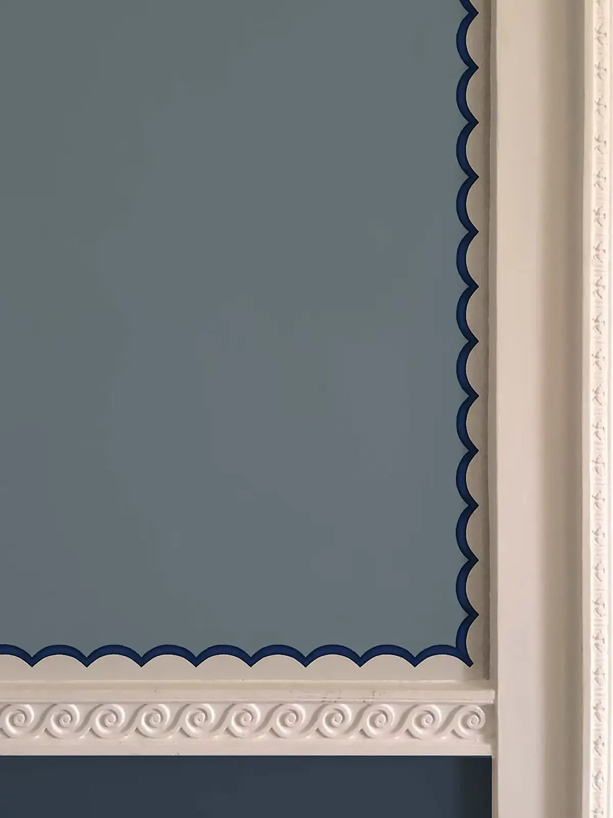 Scalloped Wallpaper Border - Dark Blue