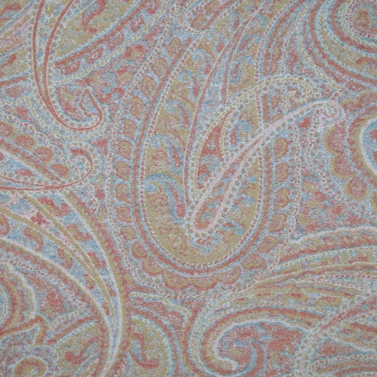 Anouska 367 - 01 Auburn
