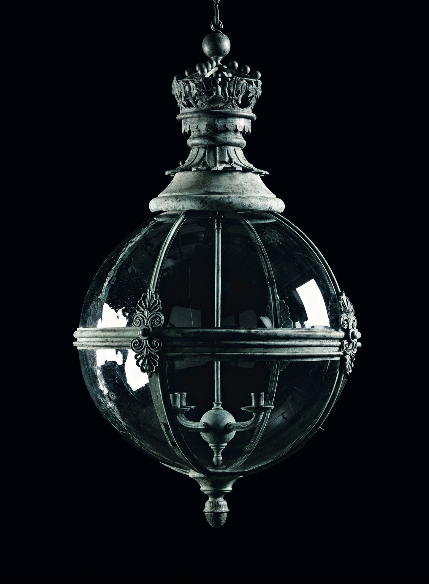 Anthemion Globe