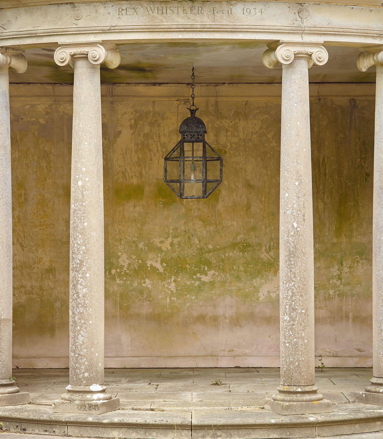 Baillie Hanging Lantern