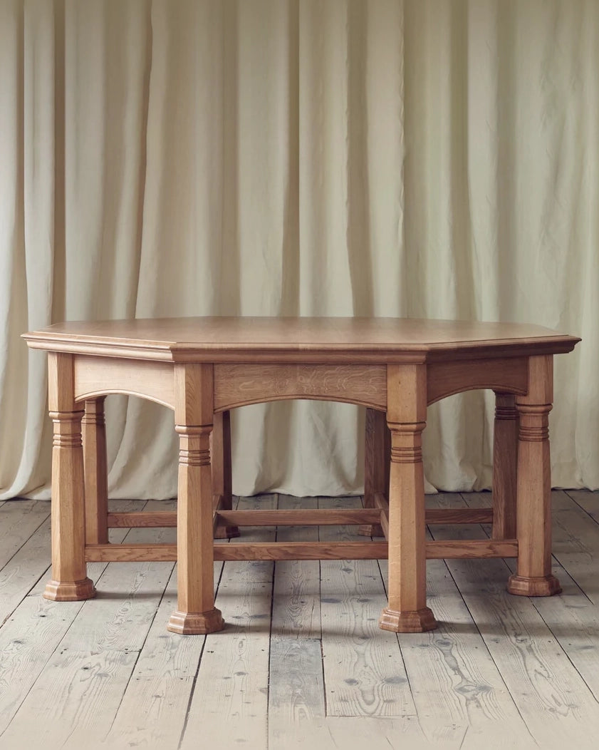 Bexley Table