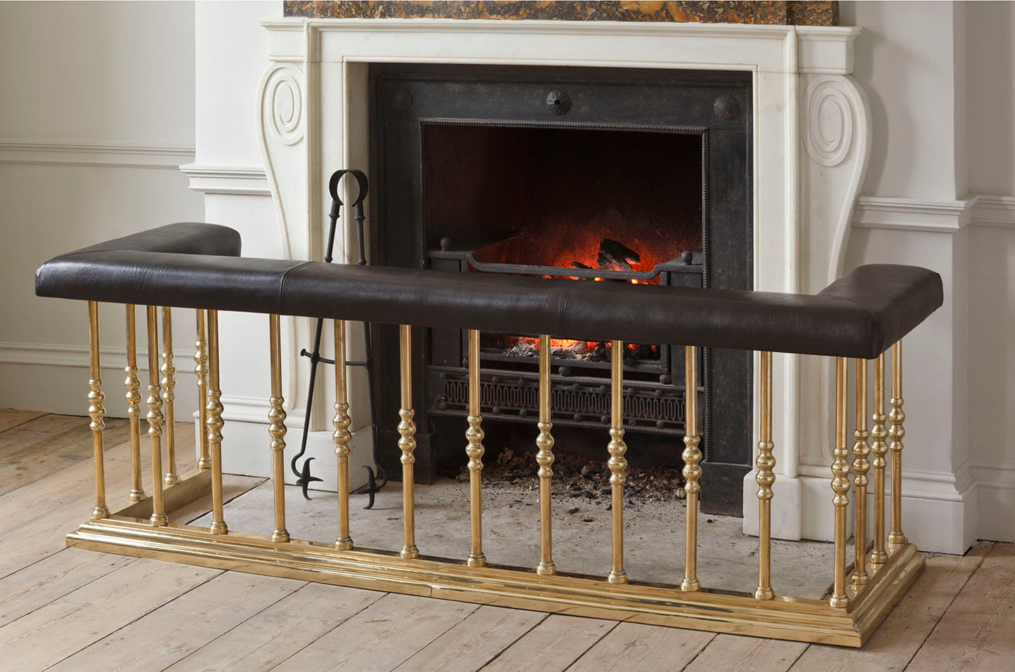 Club Fender - Brass Frame