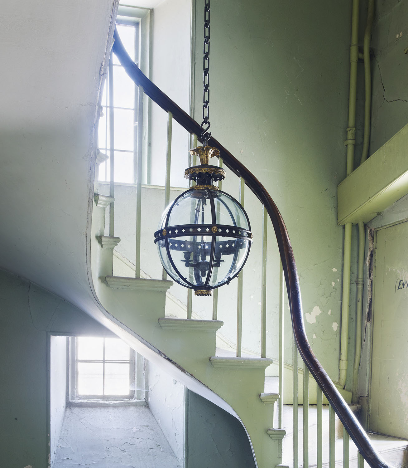 Pennington Globe