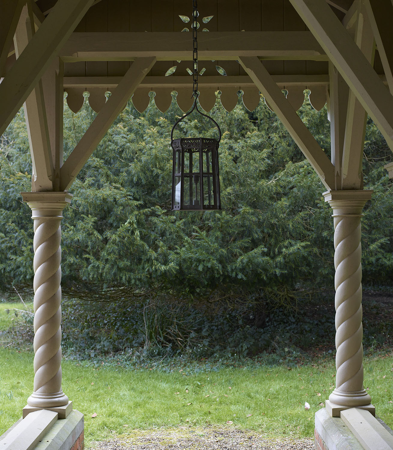 Ruskin Hanging Lantern