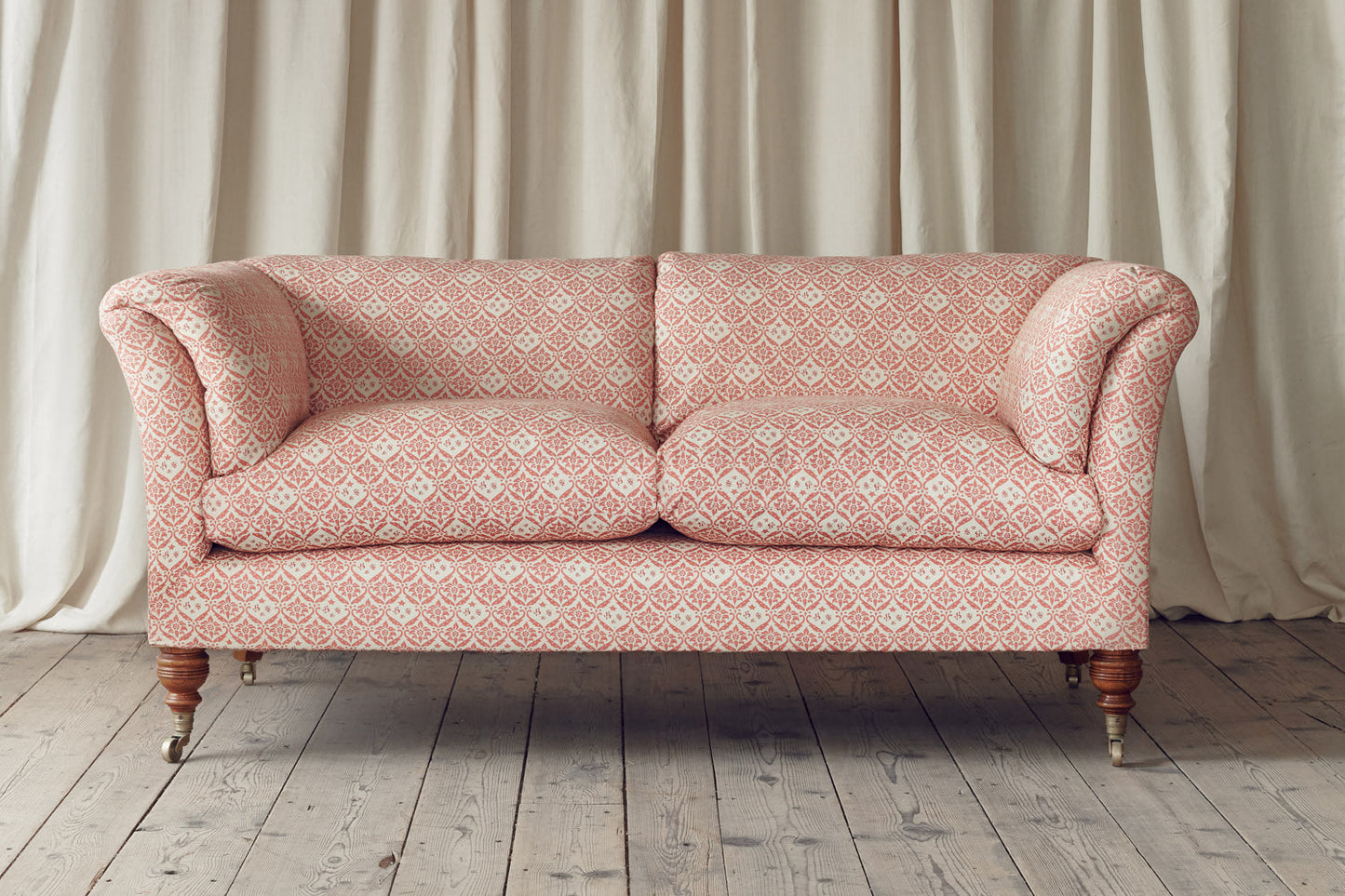 Wynn Sofa