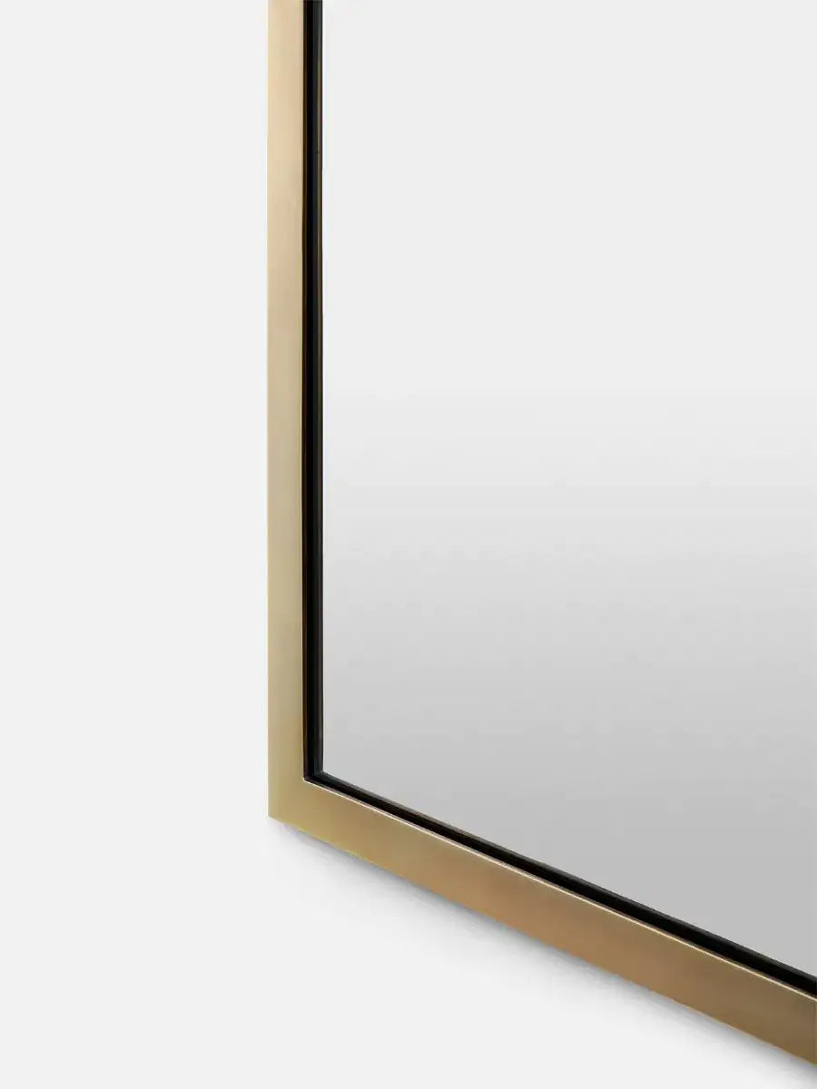 Mirror No. 4