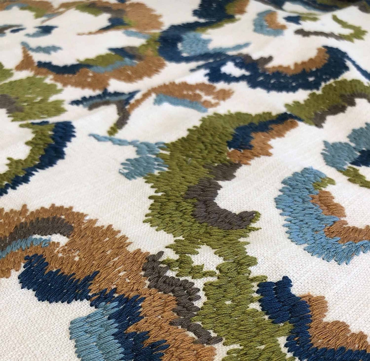 Pansy - Blue/Olive