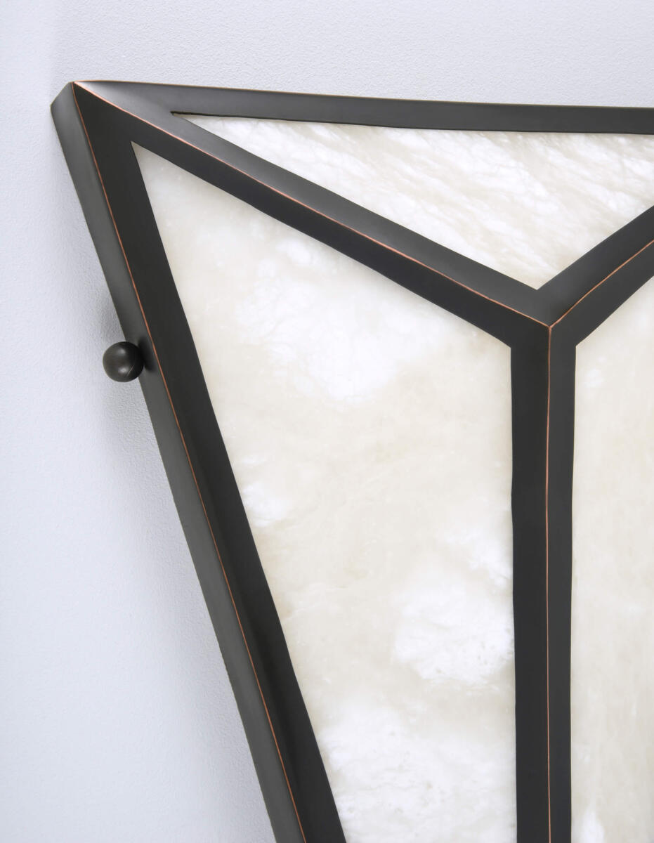 Alabaster Delta Light