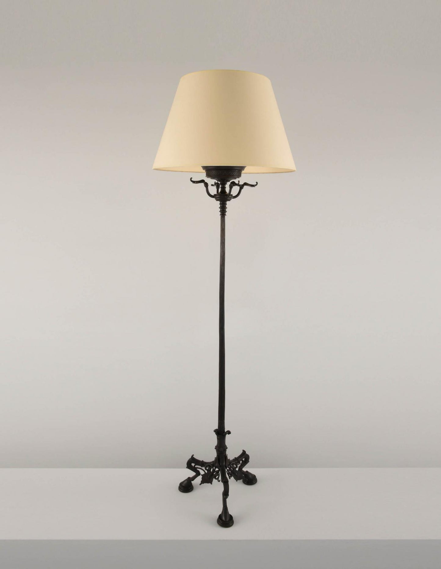 Cloven Floor Light