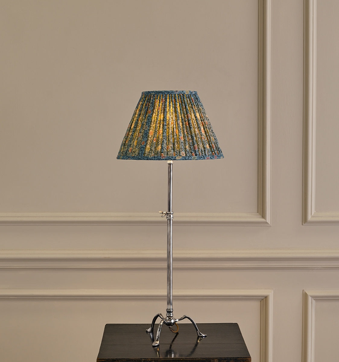 Lilbourne Lamp Silvered - Antique Silver