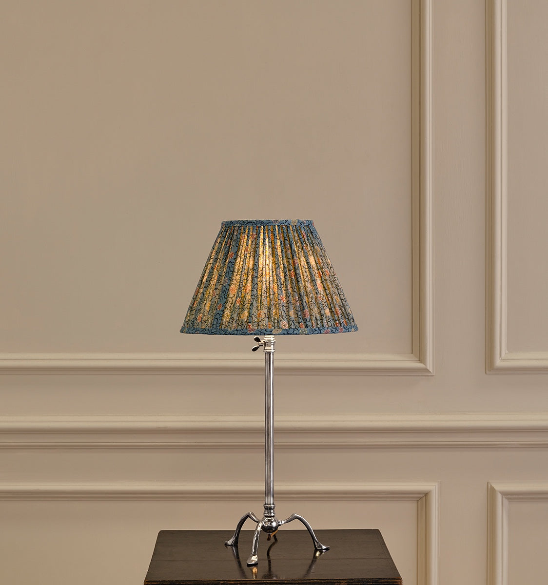 Lilbourne Lamp Silvered - Antique Silver