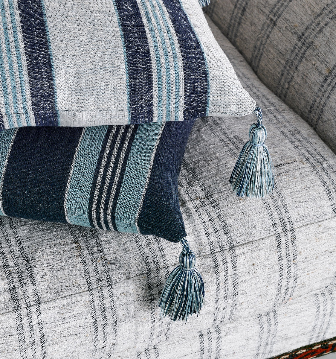 Serat Stripe