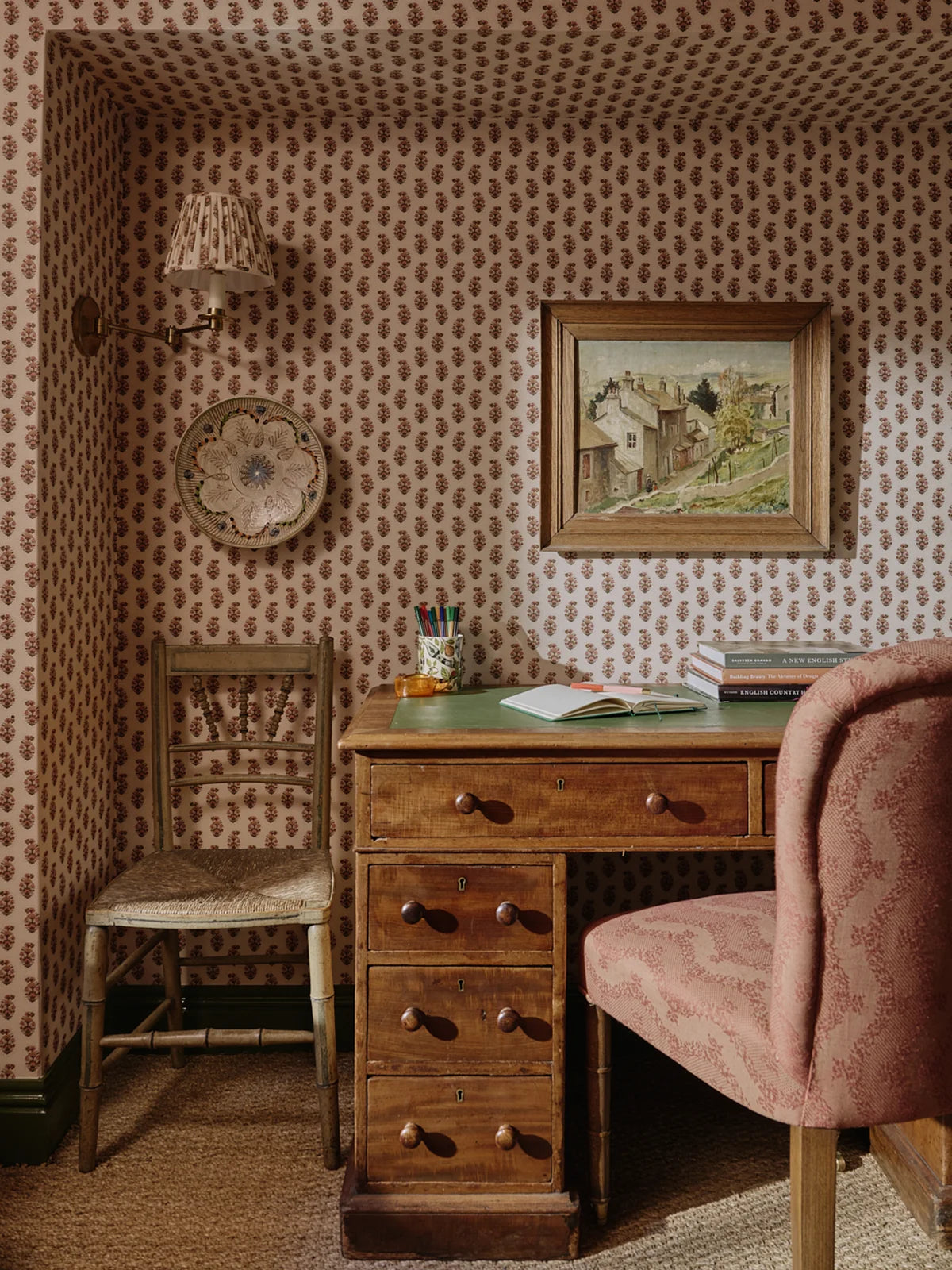 Gussie Wallpaper - Damson