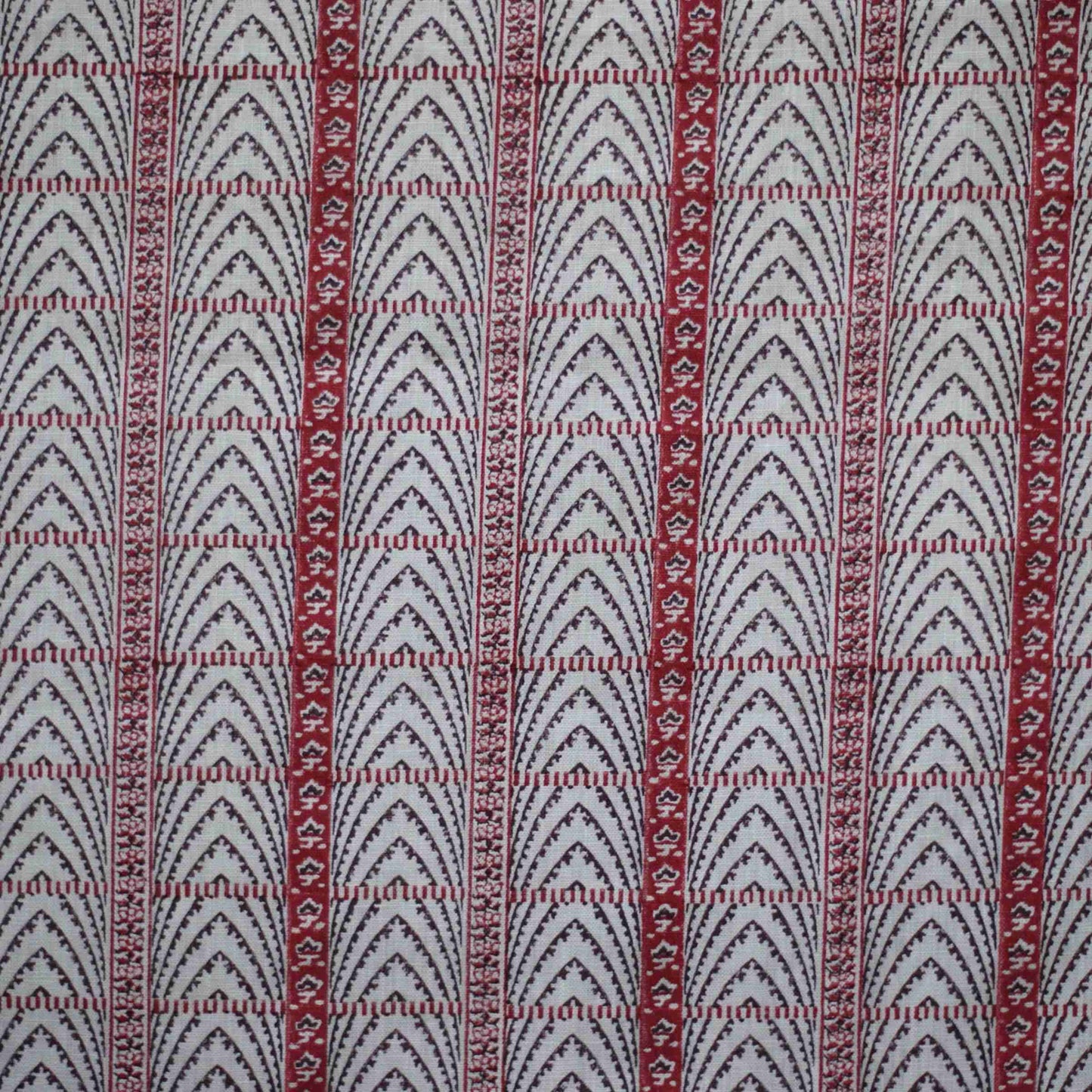 Arches - Claret