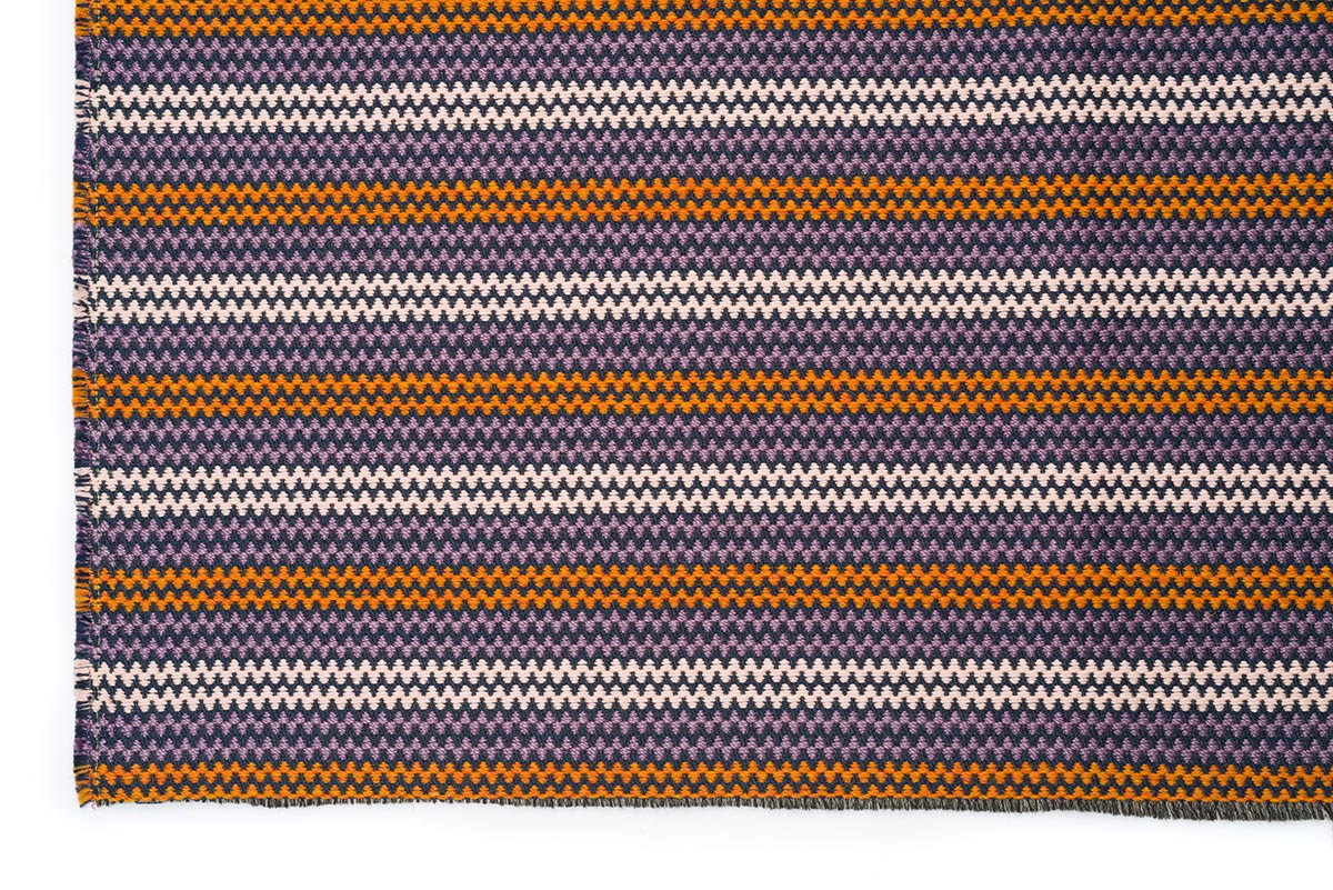 Chain Stitch - Verona