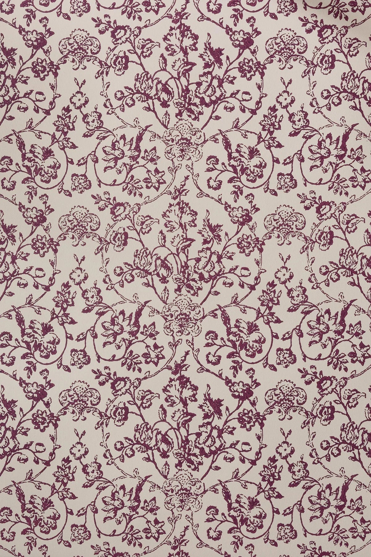 Enids Ramble Wallpaper - Plum