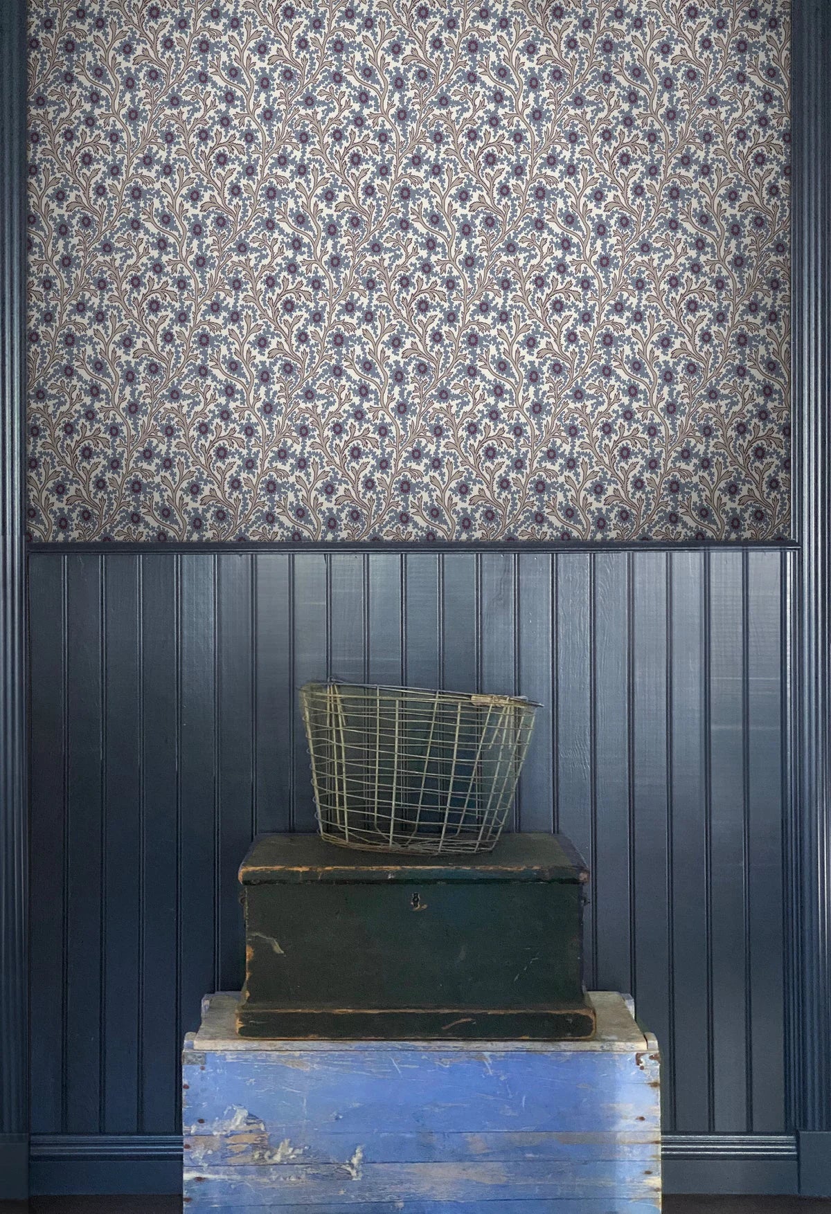 Hedgerow Wallpaper - Berry Blue