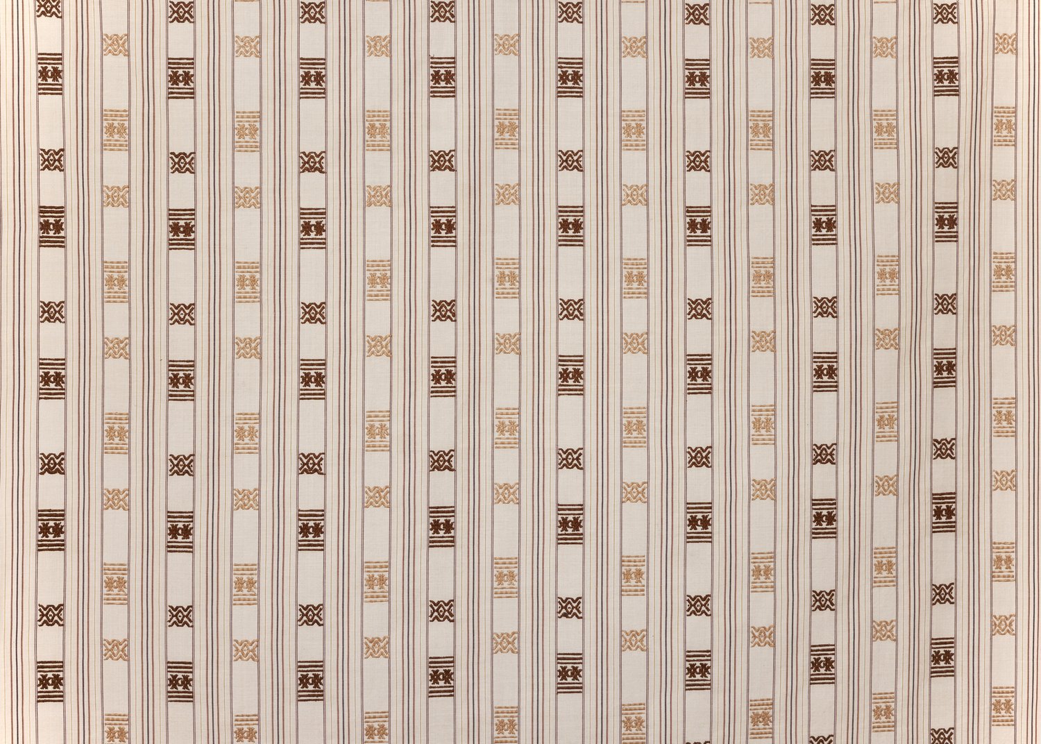 Lark - Ivory – Wells Abbott | To The Trade