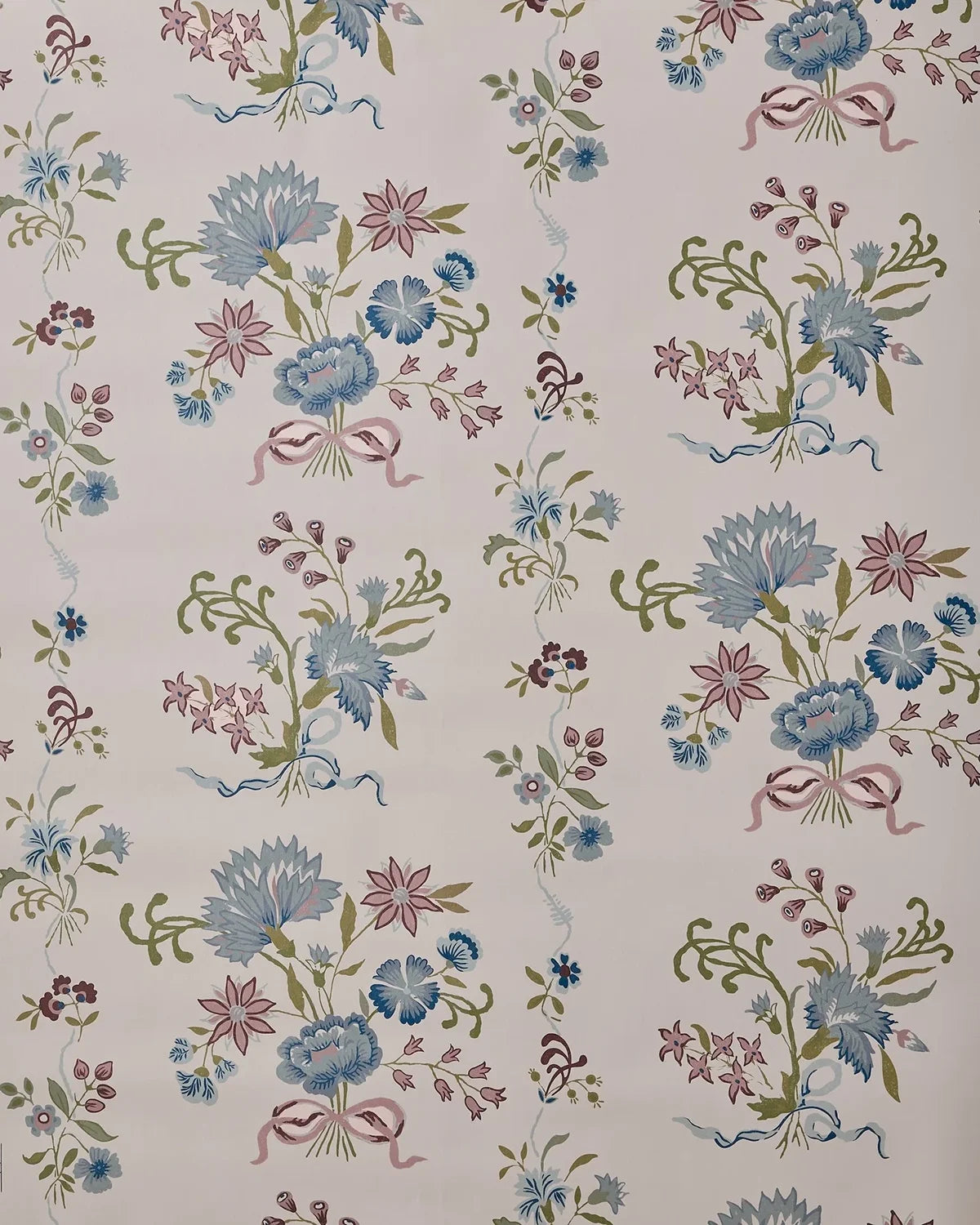 Lucy's Garden Wallpaper - Bluebonnet