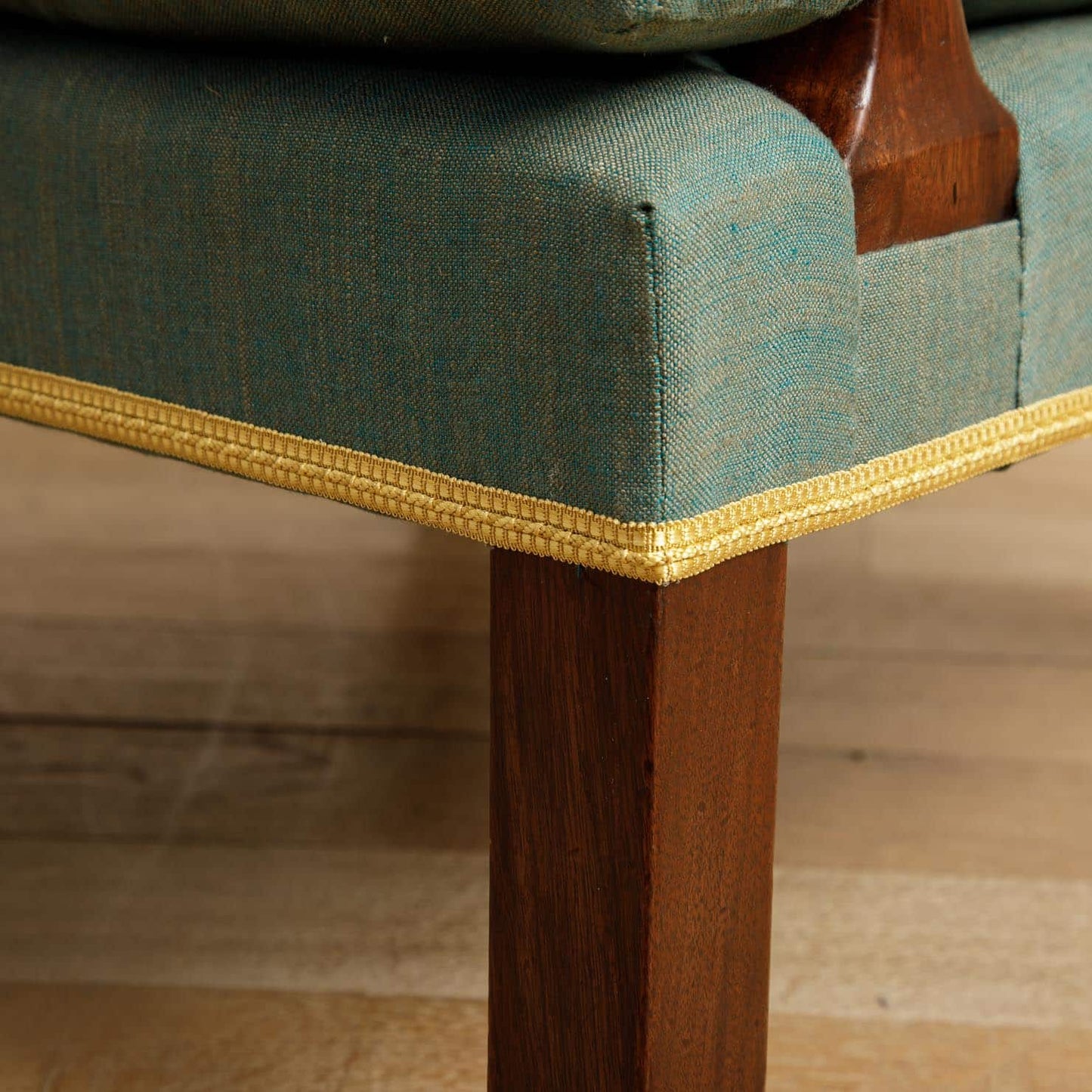 Duchess Chair & Footstool - Walnut - antique mahogany finish