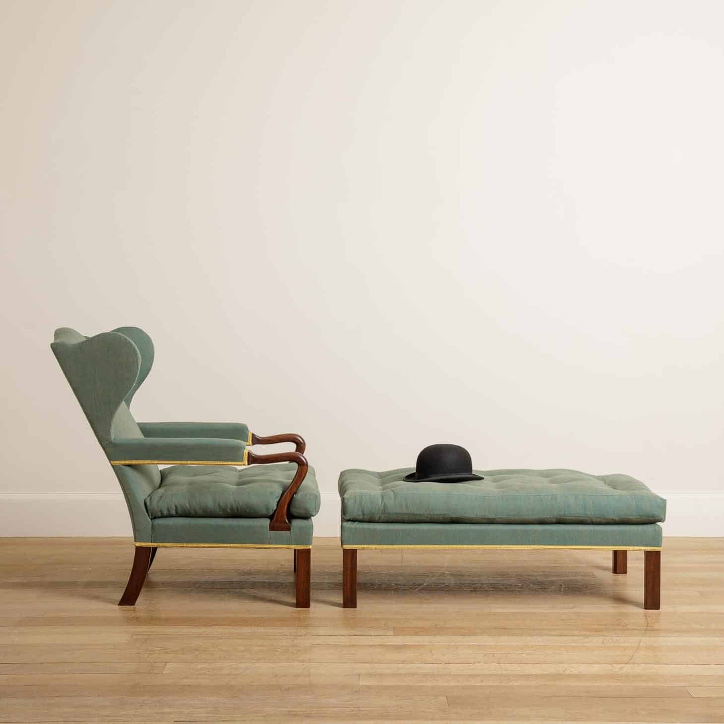Duchess Chair & Footstool - Walnut - antique mahogany finish