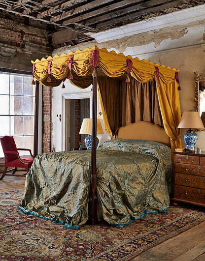 Chamberlayne Bed Queen - Antique Mahogany - Painted Cornice