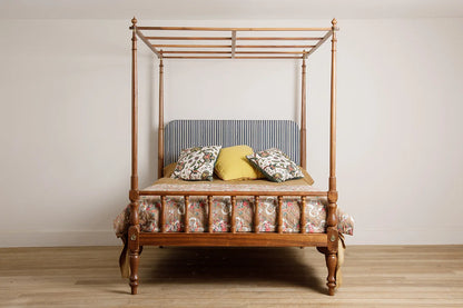 Bala Bed Queen - Teak Finish, Solid American Black Walnut