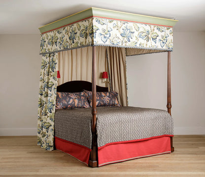 Devonshire Bed Queen - Antique Mahogany - Painted Cornice