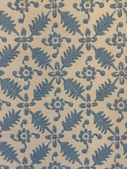 Roquebrune Wallpaper - Forget-Me-Not
