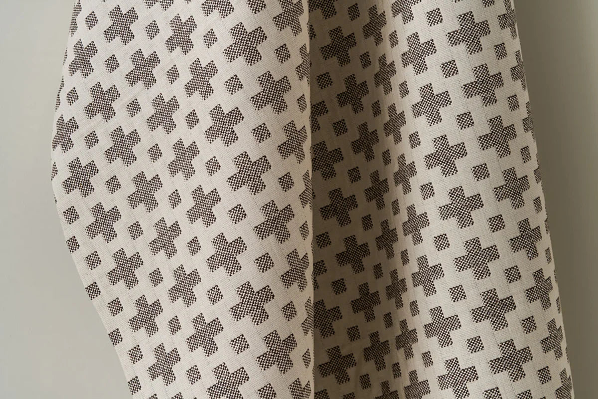 Kiss Cross - Brown