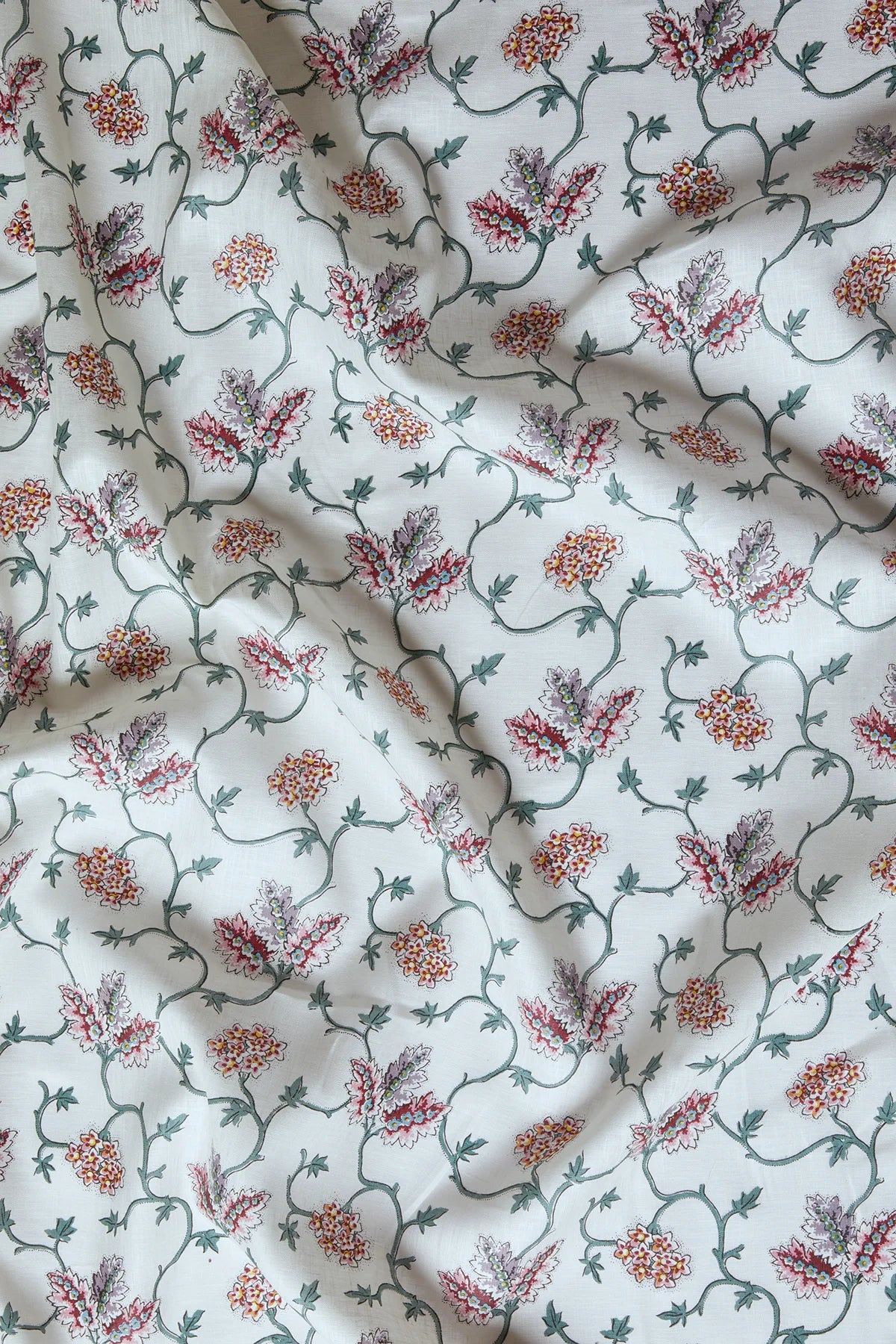 West House Trellis - 03 Voile