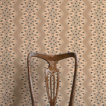 Madame Ziggle Wallpaper - Oat