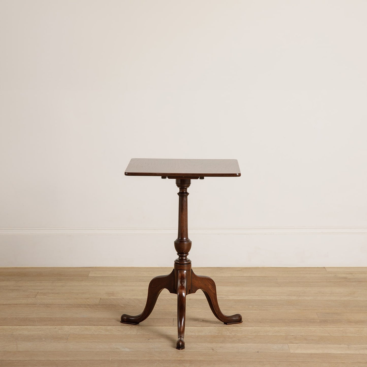 Burns Table - Antique Mahogany