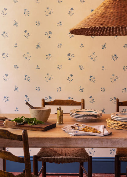 Mirabel Sprig Wallpaper - Delft