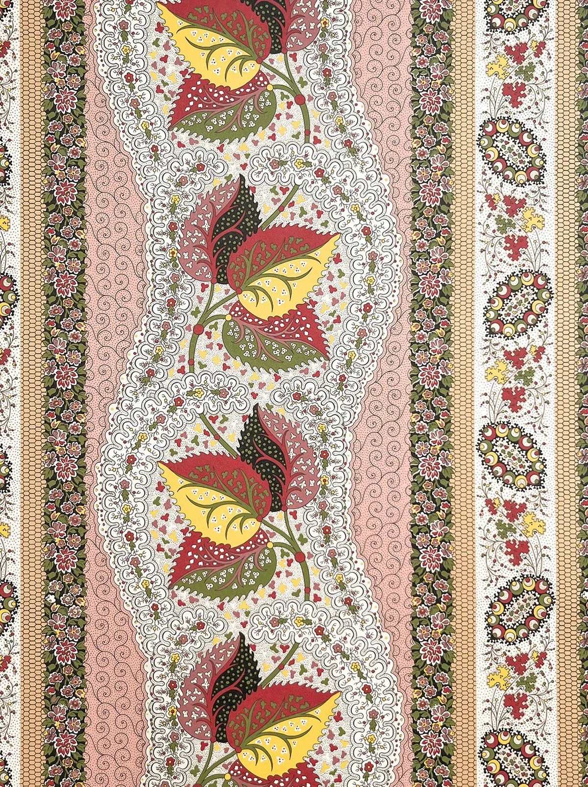 Casse-Noisette Wallpaper - Pink