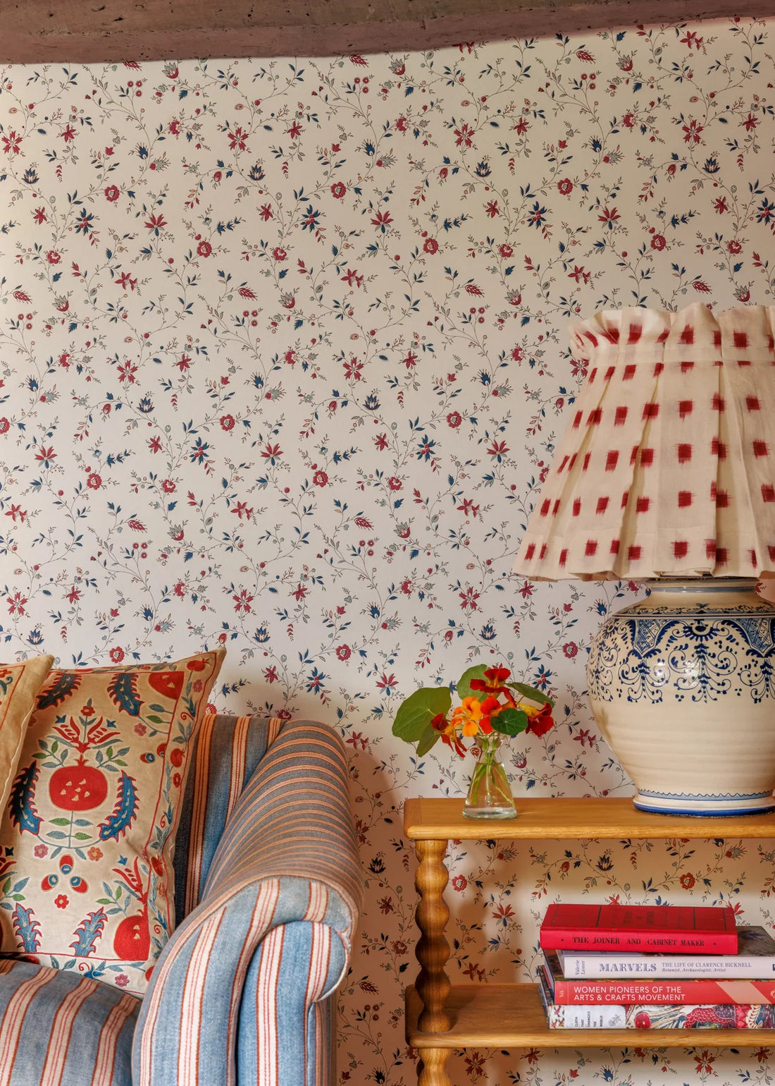 Indienne Trailing Wallpaper - Marseilles