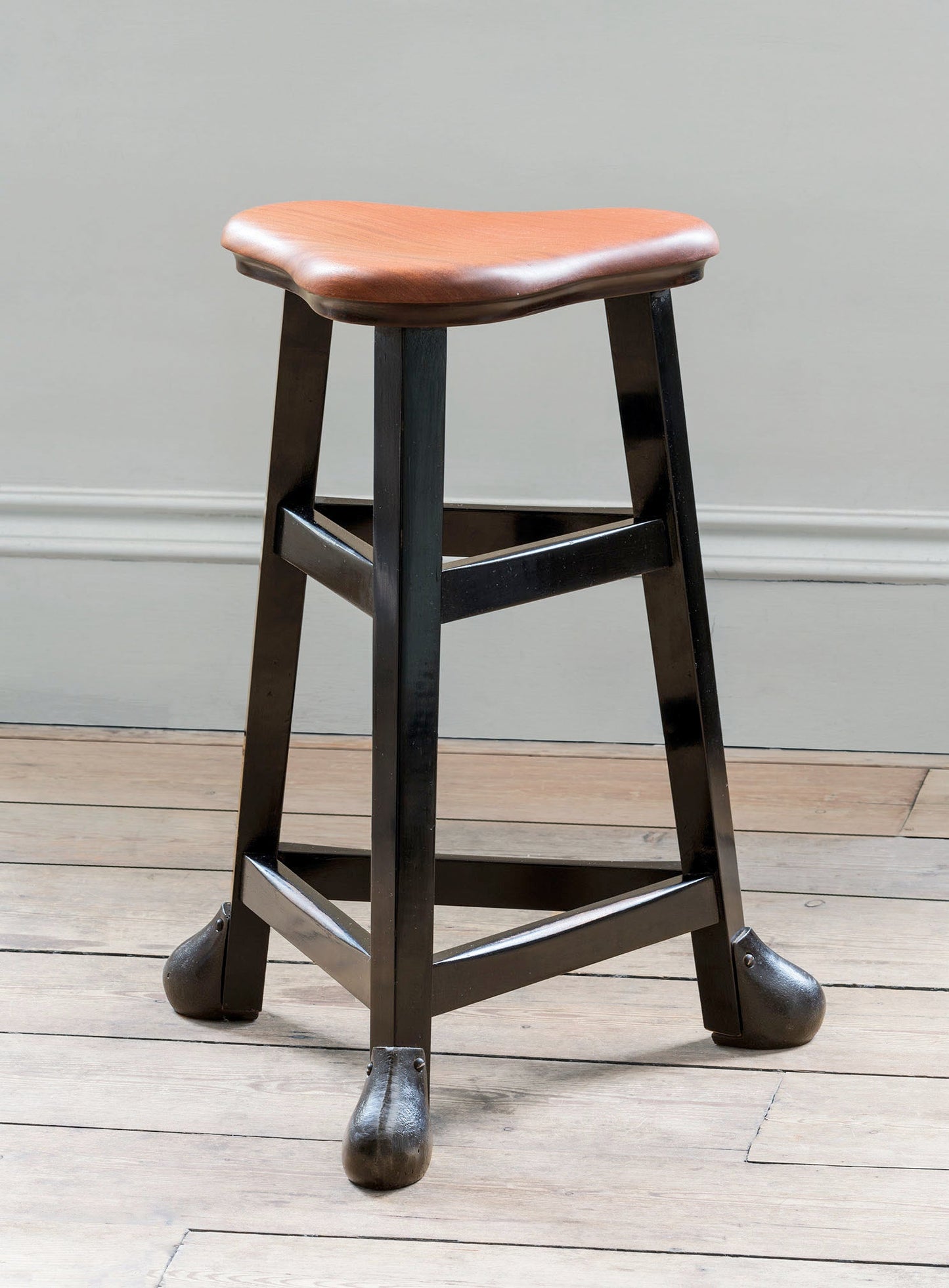 Cobbler's Stool
