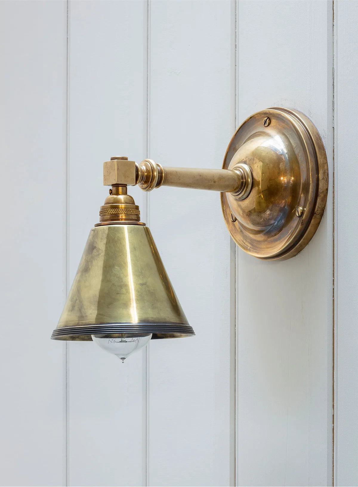 Walter Wall Light